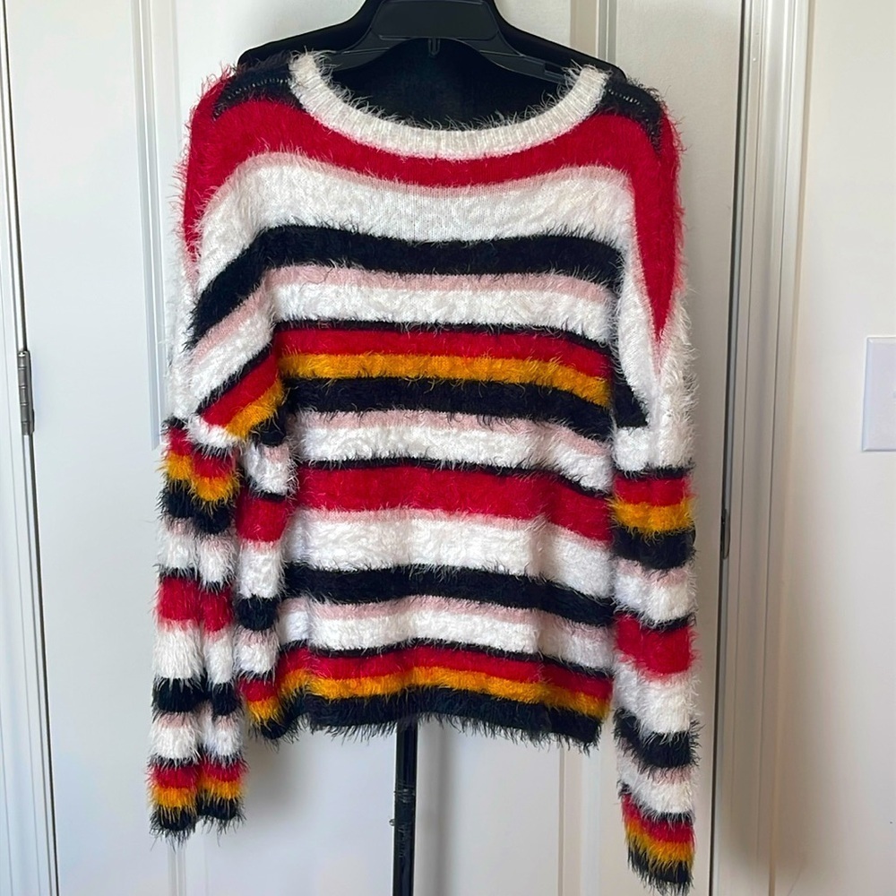 Wonderly Multicolor Furry Comfy Winter Sweater Size L